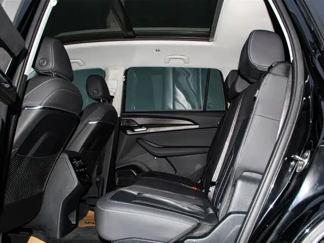 Audi Q6 — Фото автомобиля 28