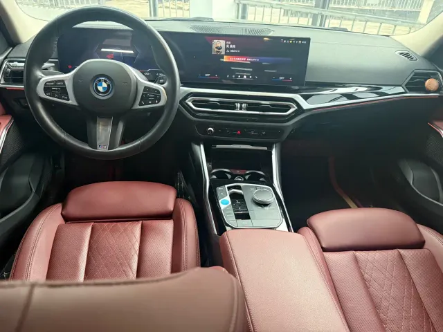BMW i3 — Фото автомобиля 7