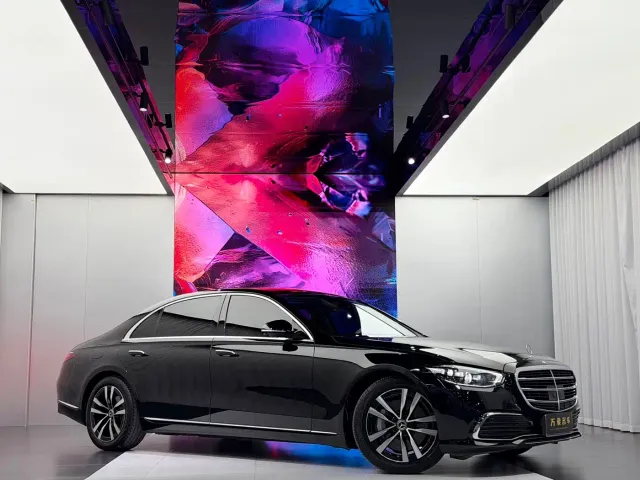 Mercedes-Benz S-Class — Фото автомобиля 11