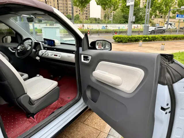 Wuling Hongguang Mini EV — Фото автомобиля 13