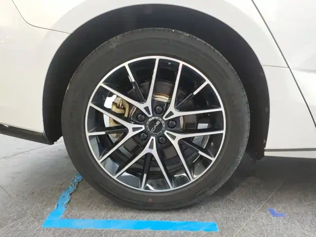 BYD Seal — Фото автомобиля 6