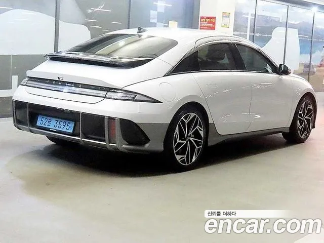 Hyundai Ioniq 6 — Фото автомобиля 2