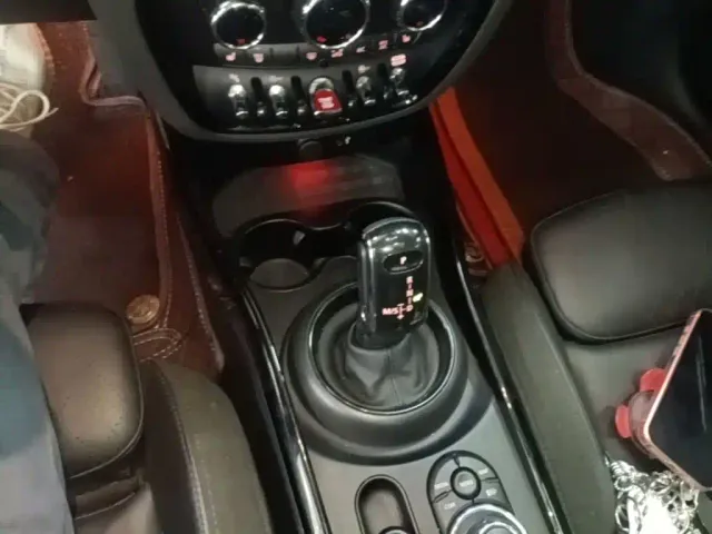 MINI Clubman — Фото автомобиля 13