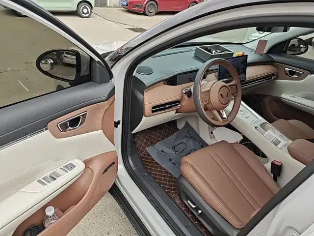 Wuling Motors Wuling Bingo S 2025 Model Base Version — Фото автомобиля 11