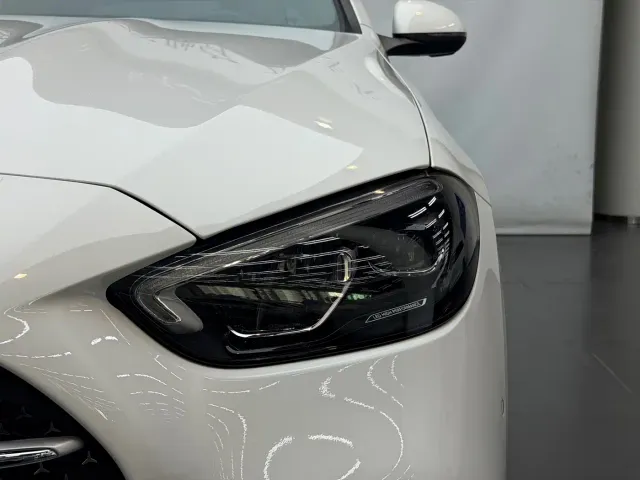 Mercedes-Benz C-Class — Фото автомобиля 3
