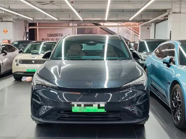 Arcfox Alpha T5 — Фото автомобиля 9