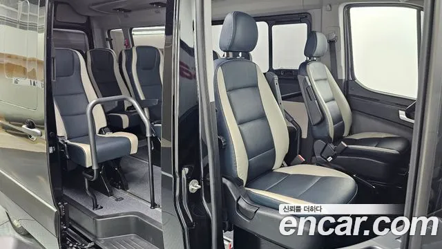 Hyundai Solati Solati 15 мест — Фото автомобиля 10