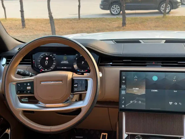 Land Rover Range Rover — Фото автомобиля 10
