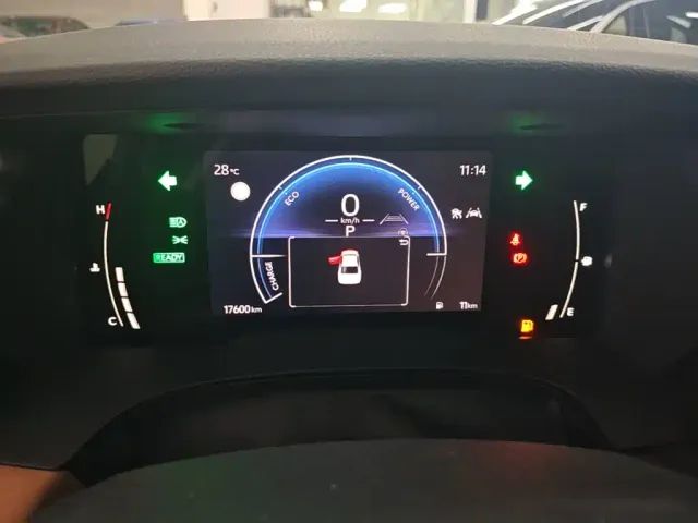 Toyota Camry 2024 Hybrid 2.0HGVP Luxury Edition — Фото автомобиля 11