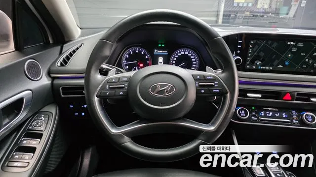 Hyundai Sonata Sonata (DN8) 2.0 LPG(Для проката) — Фото автомобиля 12