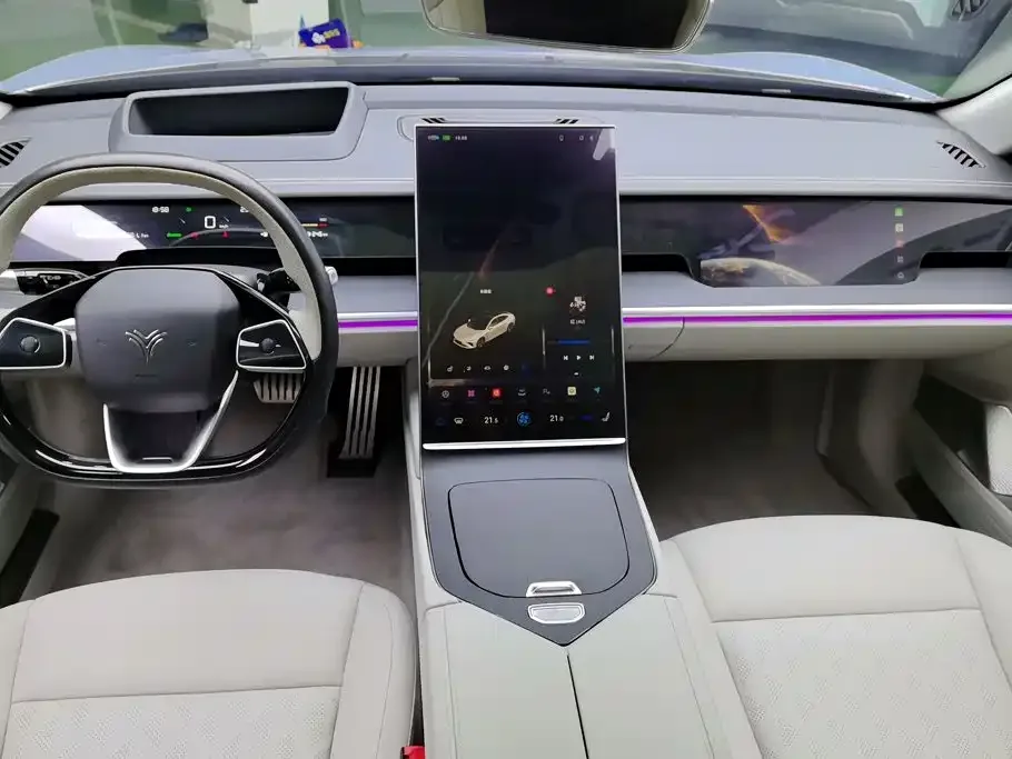 Nezha Auto Nezha S 2024 Facelift Extended Range 1160 AR-HUD — Фото автомобиля 12