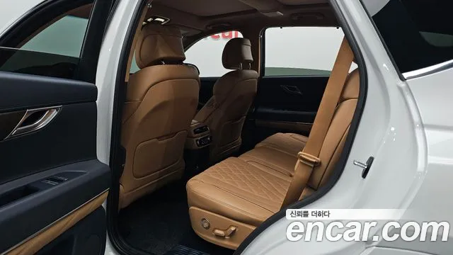 Genesis GV80 2.5T Бензин AWD — Фото автомобиля 24