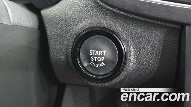 Renault-KoreaSamsung QM6 Новый QM6 2.0 GDe LE Signature 2WD — Фото автомобиля 18
