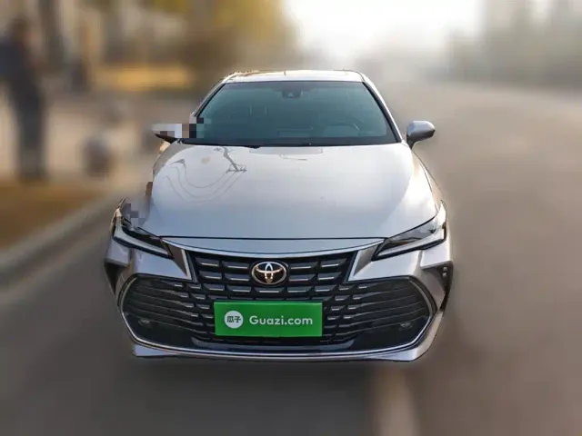 Toyota Avalon — Фото автомобиля 23
