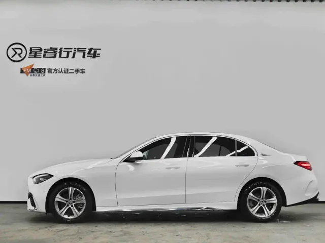 Mercedes-Benz C-Class — Фото автомобиля 19