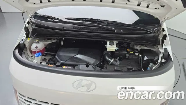Hyundai Staria — Фото автомобиля 9