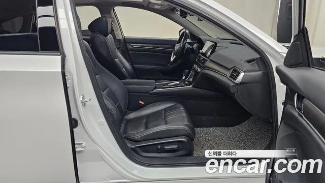 Honda Accord Accord 10 поколение 1.5 Turbo — Фото автомобиля 23