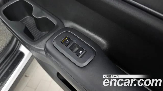 Hyundai Santa Fe — Фото автомобиля 24