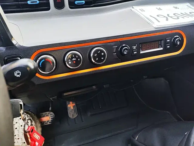 Wuling Hongguang Mini EV — Фото автомобиля 12