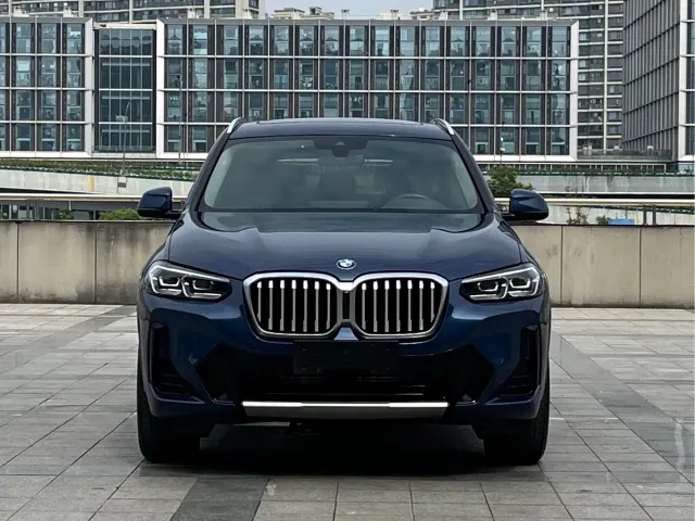 BMW BMW X3 2022 xDrive25i M Sport Package — Фото автомобиля 2