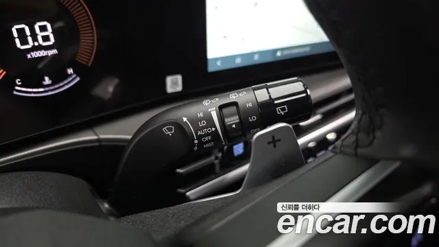 Hyundai Santafe Бензин 2.5T 2WD — Фото автомобиля 27