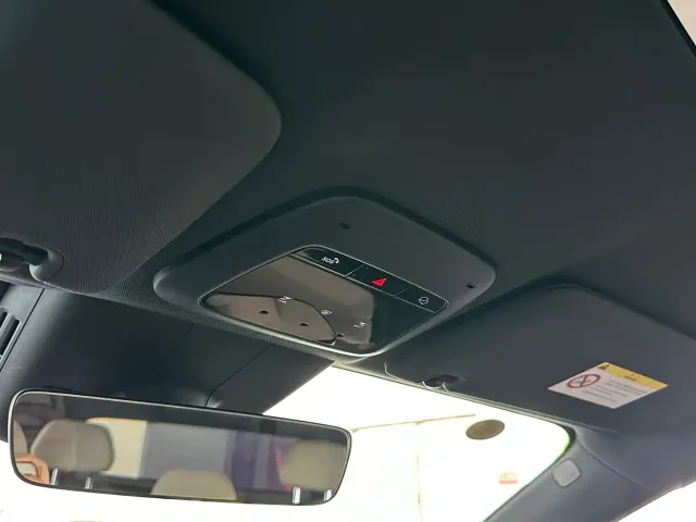 Volvo XC70 Plug-in Hybrid — Фото автомобиля 9