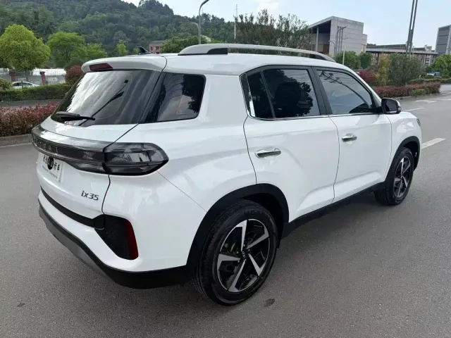 Hyundai ix35 — Фото автомобиля 12