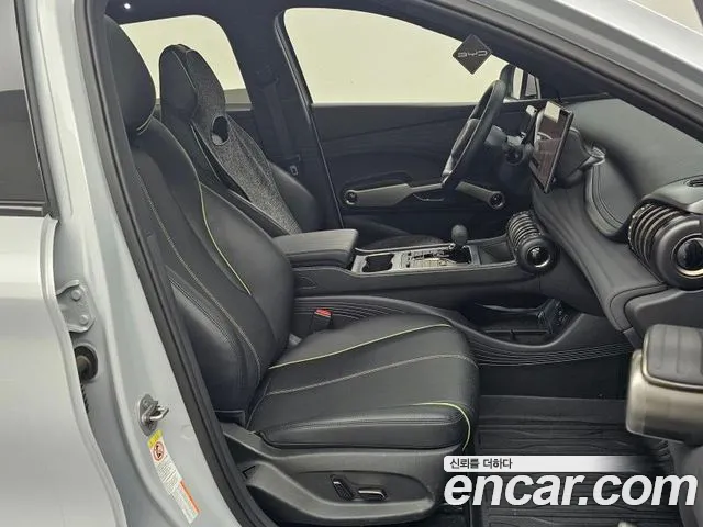BYD Atto 3 — Фото автомобиля 9