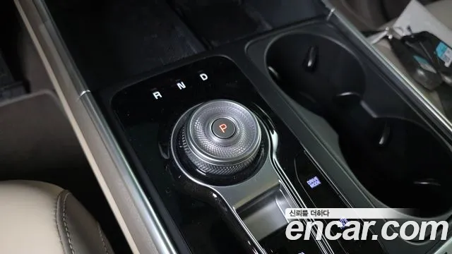 Kia Canival Новый Carnival 4 поколение Дизель 7 мест Signature — Фото автомобиля 8