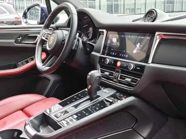 Porsche Macan — Фото автомобиля 5