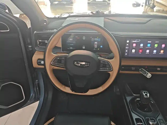 Geely ICON — Фото автомобиля 10