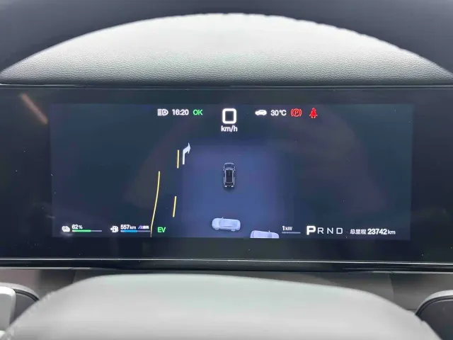 BYD FangChengBao Titanium 7 — Фото автомобиля 15