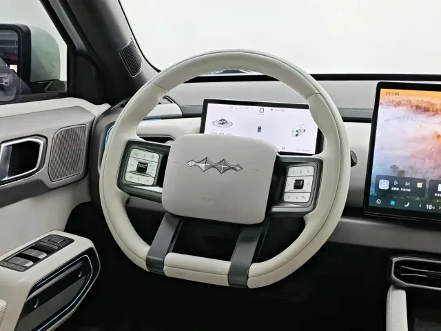 BYD FangChengBao Titanium 3 — Фото автомобиля 10