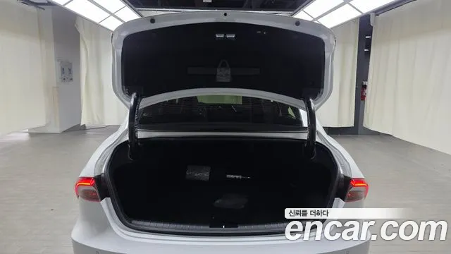 Hyundai Grandeur (New) Hybrid — Фото автомобиля 22