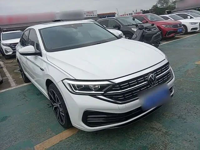 Volkswagen Sagitar — Фото автомобиля 3