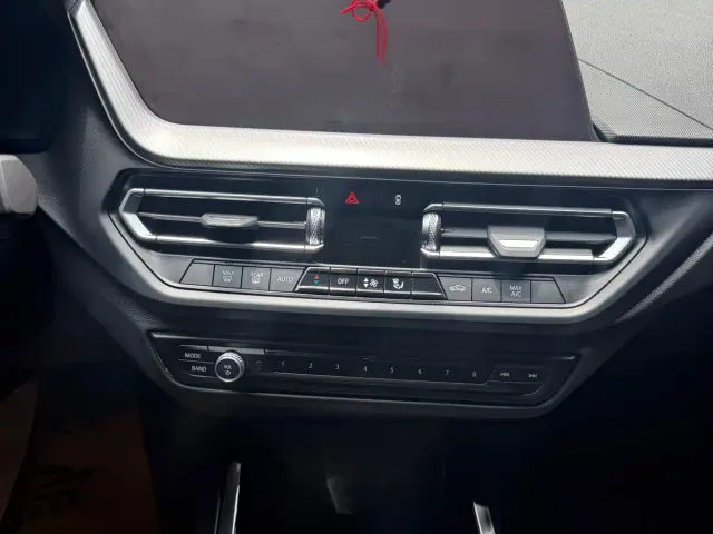 BMW 2 Series — Фото автомобиля 9