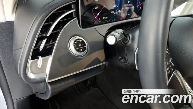 Mercedes-Benz E-Class — Фото автомобиля 18