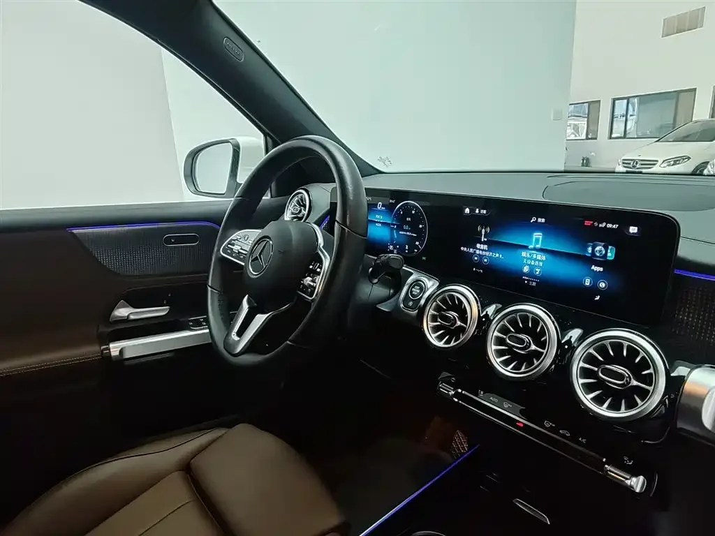 Mercedes-Benz Mercedes-Benz GLB 2022 GLB 220 Style — Фото автомобиля 11