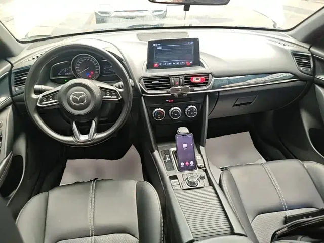 Mazda CX-4 — Фото автомобиля 9