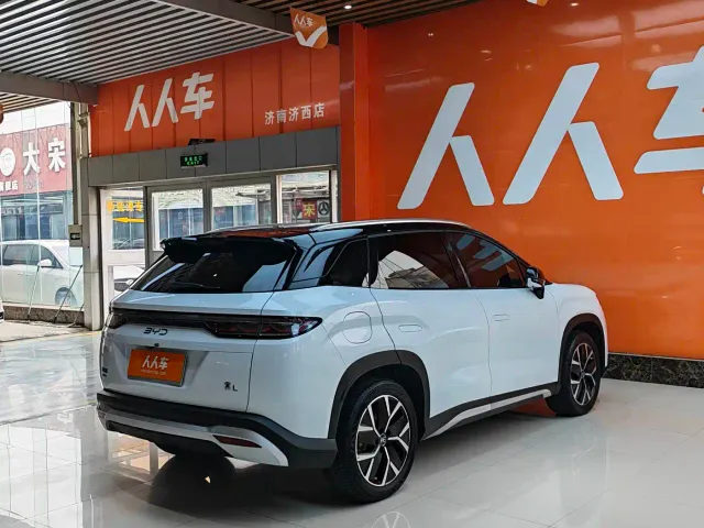 BYD Song L DM-i — Фото автомобиля 4