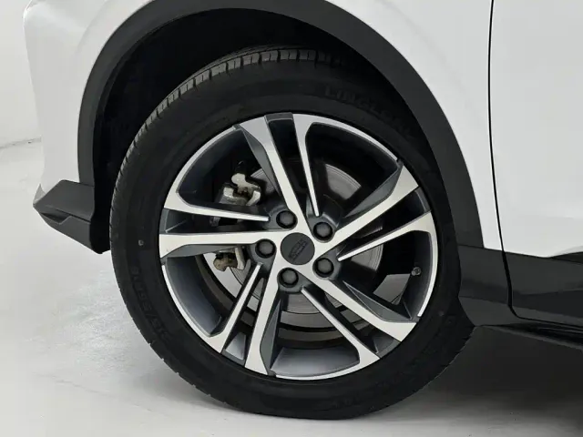 Geely Binyue — Фото автомобиля 16