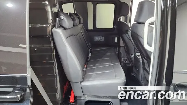 Hyundai Staria — Фото автомобиля 12