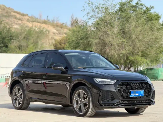 Audi Q5L — Фото автомобиля 3