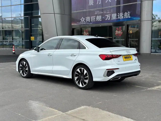 Audi A3 — Фото автомобиля 5
