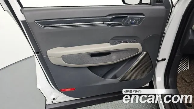 Kia EV9 — Фото автомобиля 13