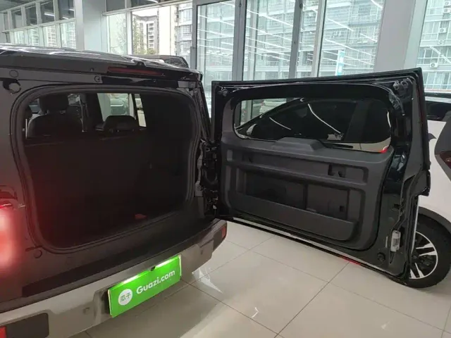 Baojun Yep Plus — Фото автомобиля 18
