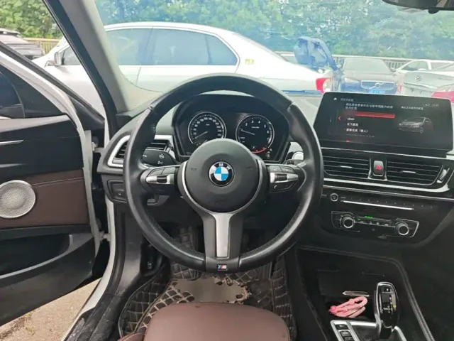 BMW 1 Series — Фото автомобиля 10