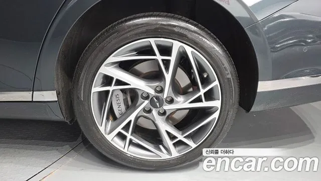 Genesis G90 Бензин 3.5 турбо AWD — Фото автомобиля 17