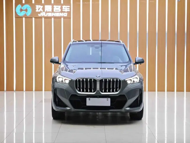 BMW X1 — Фото автомобиля 2