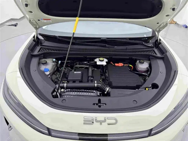 BYD Seal 05 DM-i — Фото автомобиля 25